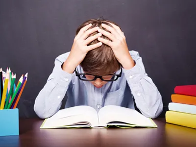 La dictée est un exercice idéal pour améliorer son orthographe